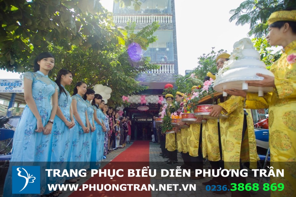 Cho thuê trang phục hóa trang